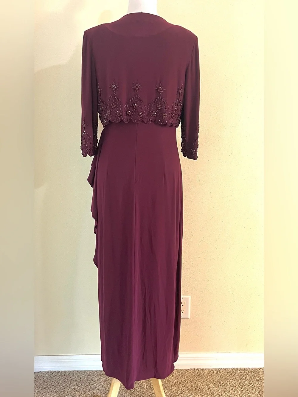 Alex Evenings Wine Burgundy Beaded Two-Piece Evening Gown Waterfall-Ruffle 10